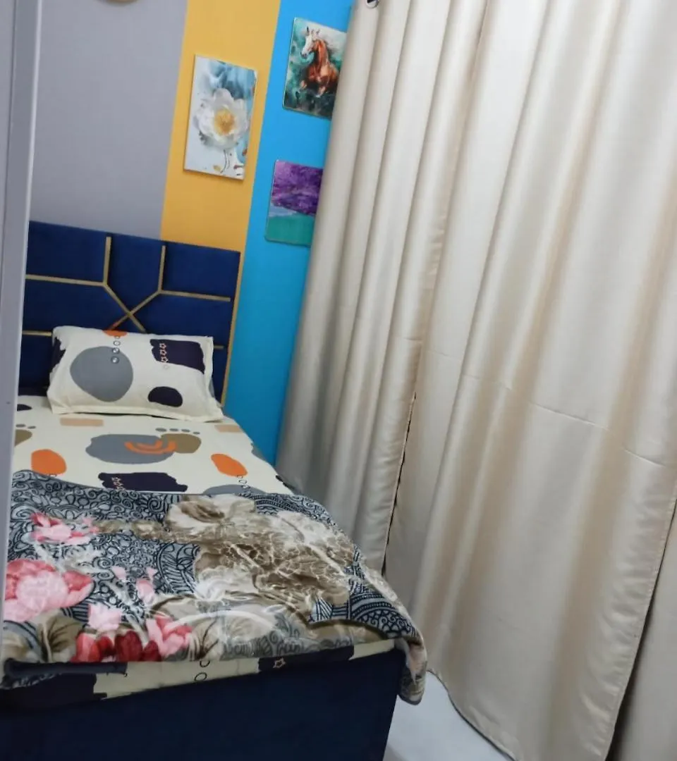 Elite Space Partition Room In Dubai Very Near Union And Banyas Metro - Creek - Gold Souq