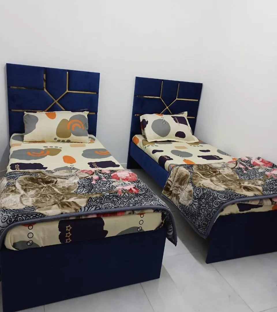 Elite Space Partition Room In Dubai Very Near Union And Banyas Metro - Creek - Gold Souq Capsule hotel