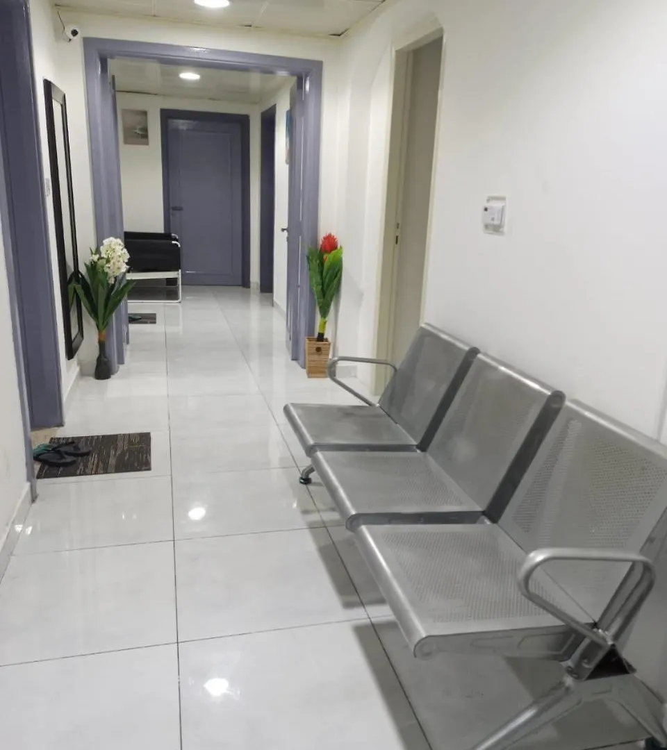 Elite Space Partition Room In Dubai Very Near Union And Banyas Metro - Creek - Gold Souq Capsule hotel